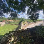 La Madeleine, Nichée Au Cœur De Saint-émilion